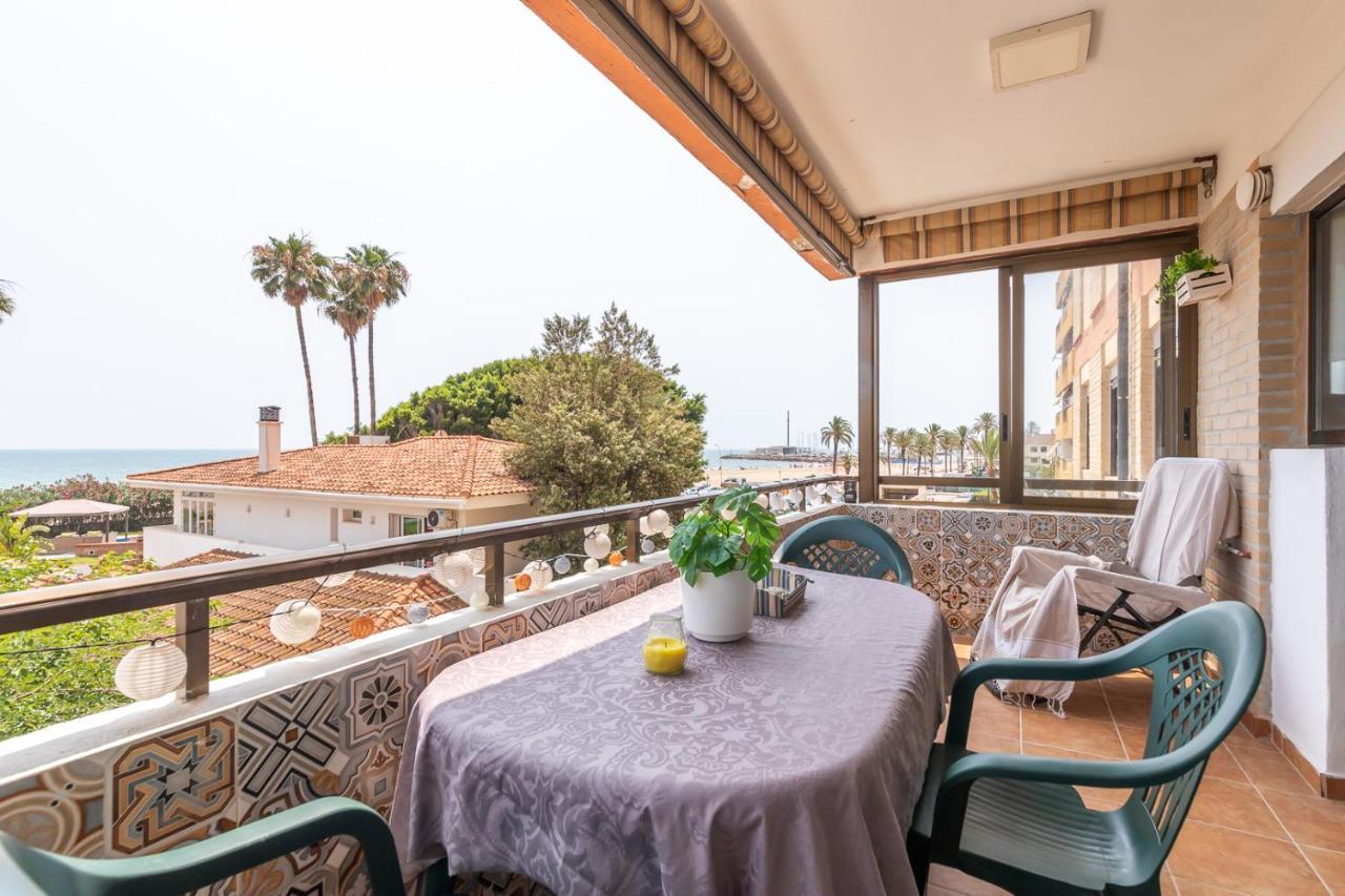 Isola Beachside Apartment Валенсія Екстер'єр фото